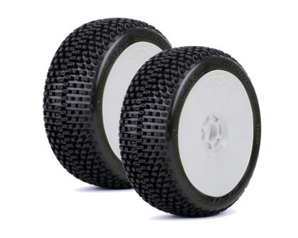 Jetko Dirt Slinger Super Soft 1:8 Buggy Reifen auf weißen Revo Felgen