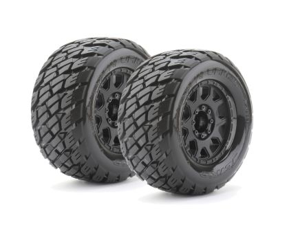 Jetko Rockform Belted Extreme Reifen auf schwarzen 3.8 Felgen